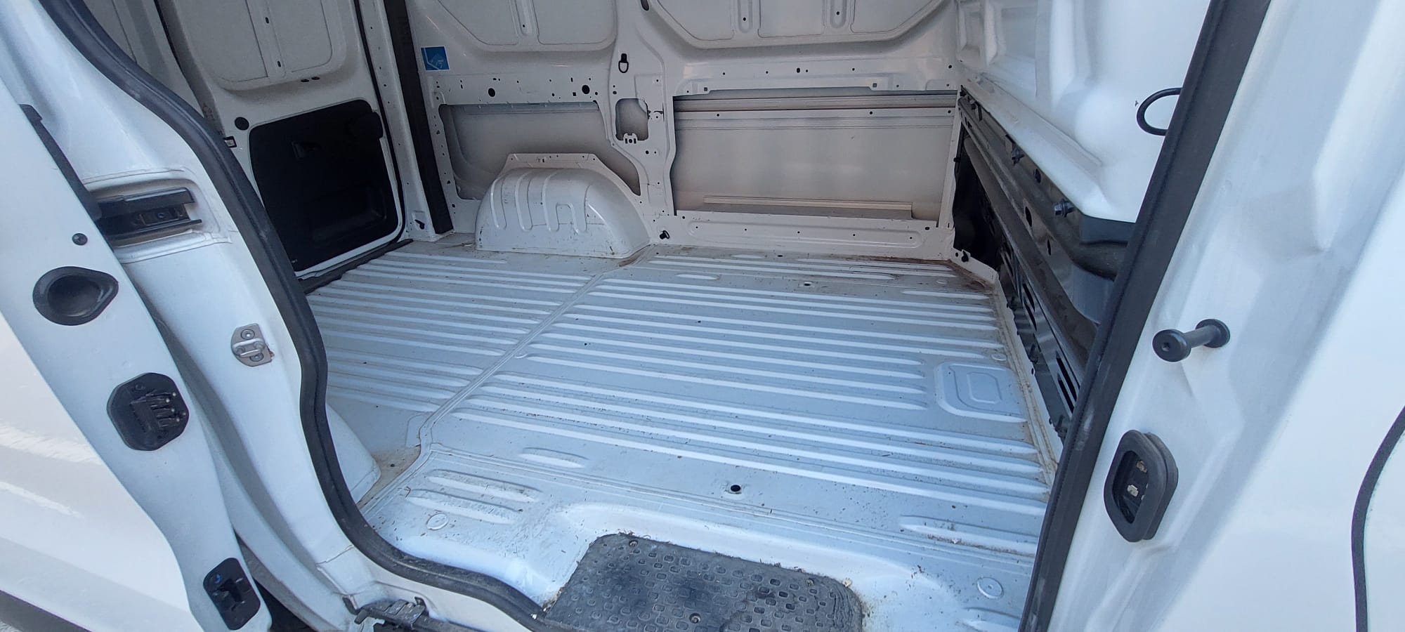 Renault Trafic 2.0 120cv foto 6